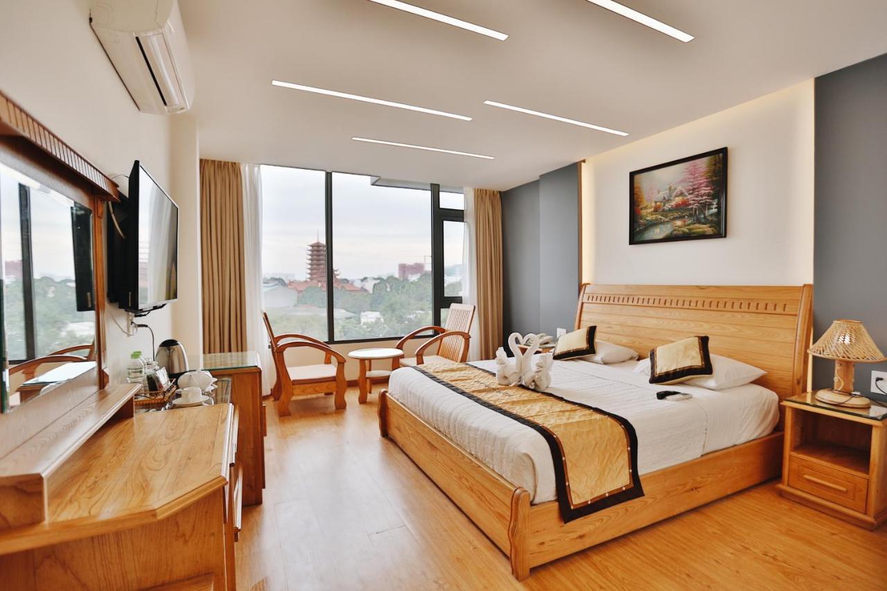 Duc Vuong Saigon - Cao Thang Hotel *