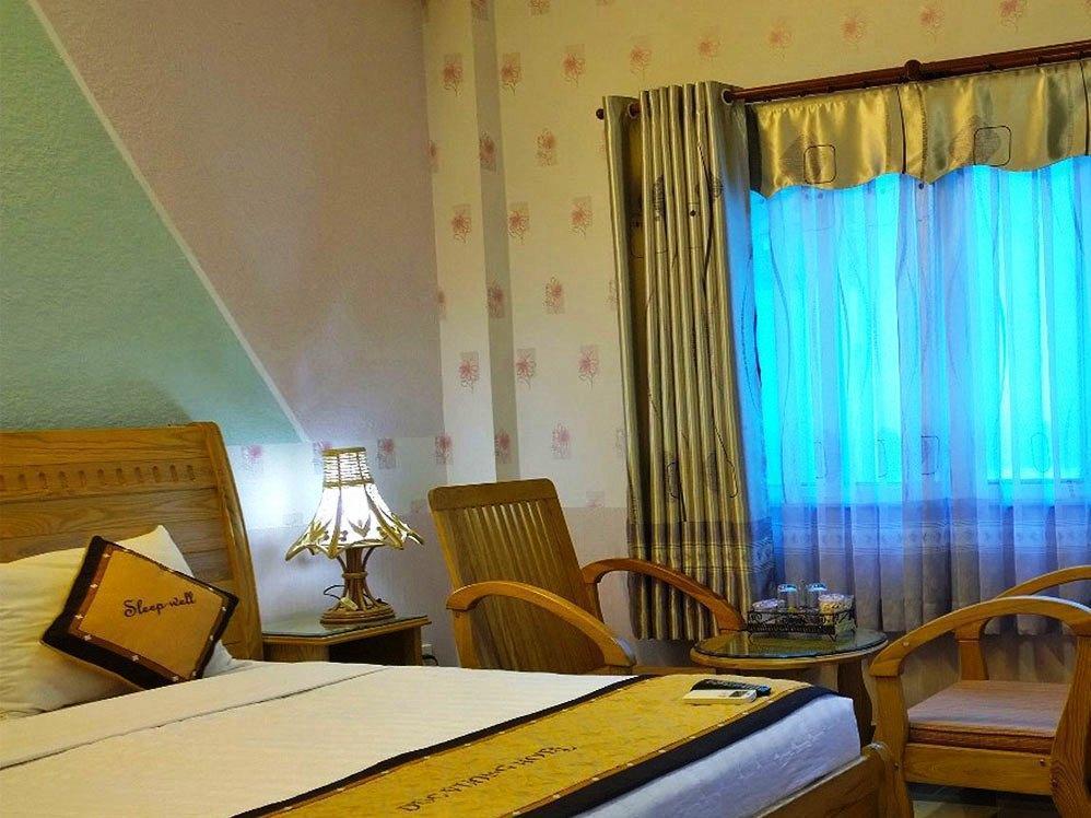 Hotel Duc Vuong Saigon - Cao Thang *