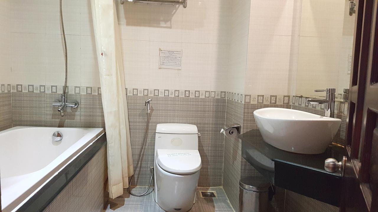 Duc Vuong Saigon - Cao Thang Hotel *